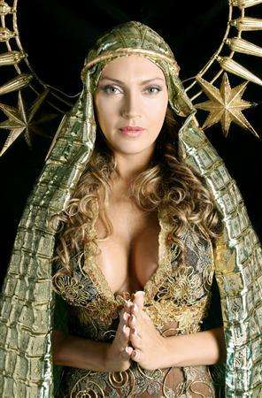 98 Religiously Inspired Fashions
