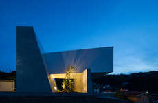 Cantilevered Cube Constructions