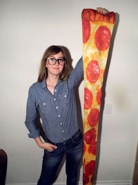 Scrumptious Pizza Scarves Image 4