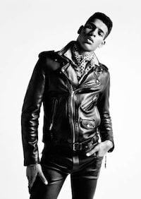 Androgynous Crop Top Menswear Image 7