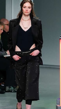 Nostalgic Layered Womenswear Image 3