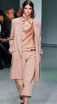 Nostalgic Layered Womenswear Image 4