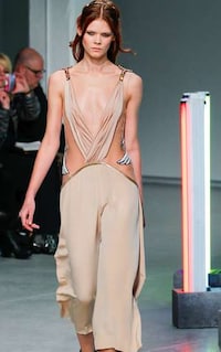 Nostalgic Layered Womenswear Image 6