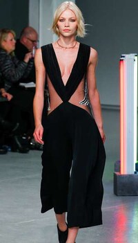 Nostalgic Layered Womenswear Image 8
