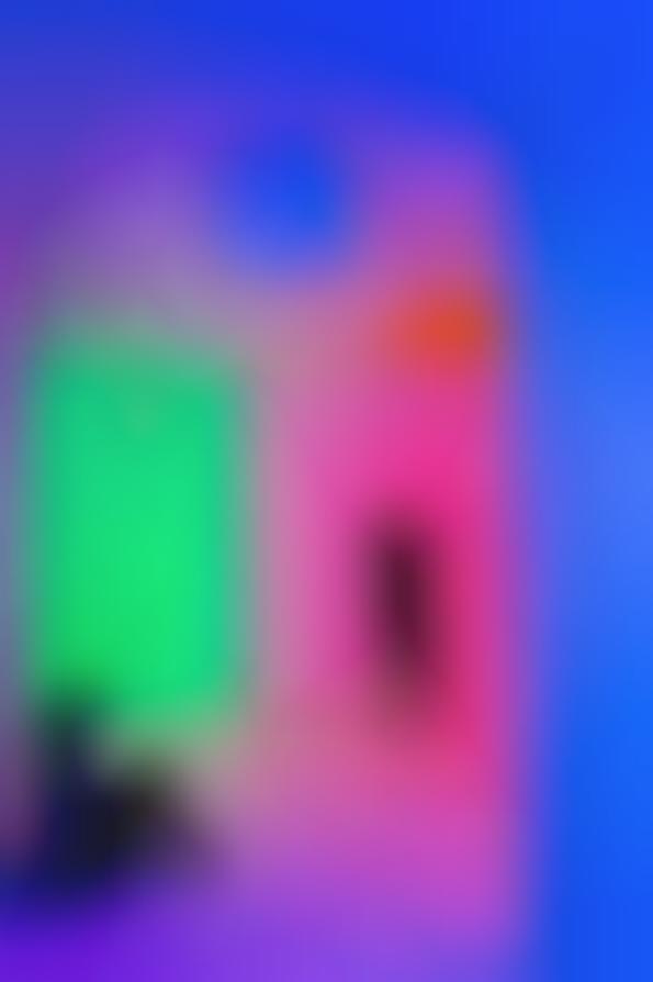 Immersively Luminous Galleries