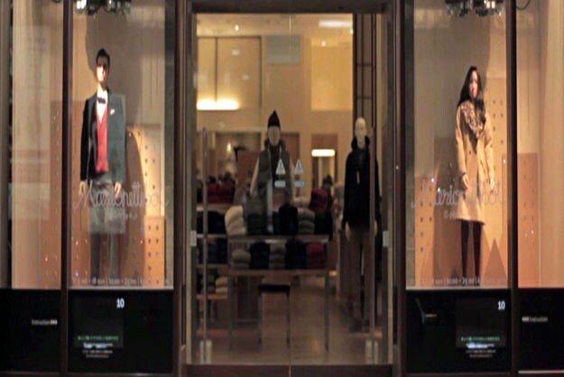 Movement-Mimicking Mannequins
