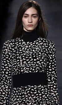Intricately Crumpled Couture Image 6