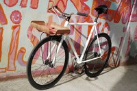 Strap-Embedded Bike Baskets Image 3