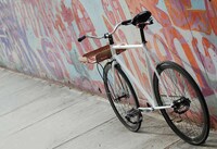 Strap-Embedded Bike Baskets Image 4