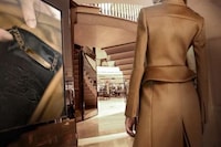 Personalized Runway Shopping Services Image 3