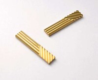 Geometrically-Lined Accessories Image 5