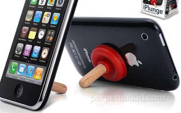 47 Quirky Smartphone Stands