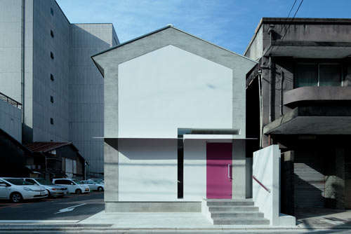 Modern Keyhole Themed Abodes