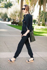Effortlessy Breezy Editorials Image 8