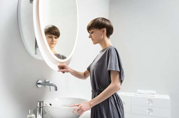 Posture-Improving Mirrors
