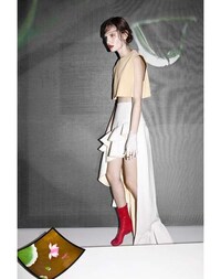 Cyber-Geisha Fashion Image 4