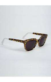 Leopard Wayfarer Sunglasses Image 3