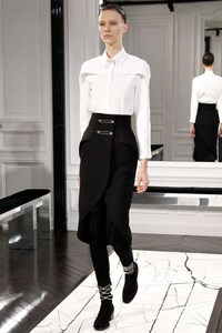 Monolithic Debut Collections Image 6