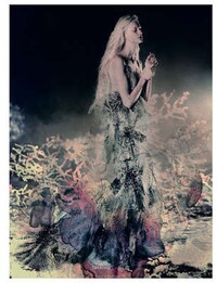 Otherworldly In-Season Editorials Image 2