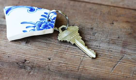Smashed Vase Keychains