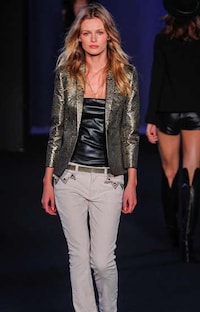 Stylized Androgynous Runways Image 6