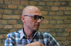 Concealed Smartphone-Holding Shirts