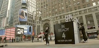Smartphone Flash Mob Ads Image 4