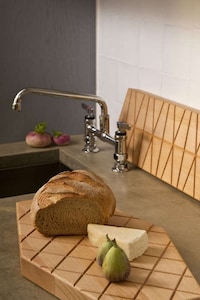 Geometrically Inspired Cutting Boards Image 4