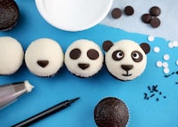 Smiling Faux Mammal Desserts Image 8