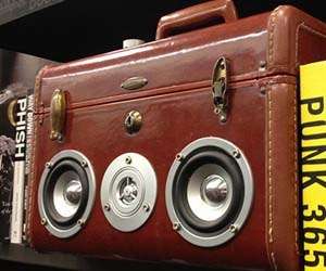 Retro Suitcase-Shaped Speakers