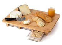 Compartmentalizing Culinary Tools Image 2