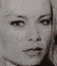 Pixelated Bubble Portraits Image 8