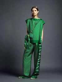 Dizzyingly Dotty Fashions Image 3