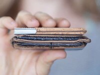 Minimalist Cork Wallets Image 6
