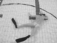 French Underwater Hockey Team Lose Their Speedos Image 2