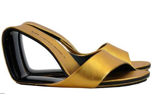 Hollow Wedge Sandals
