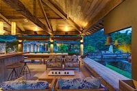 Modern European Cabanas Image 6