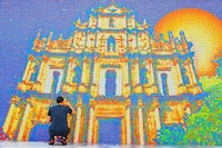 Gigantic Puzzle Cube Mosaics Image 3