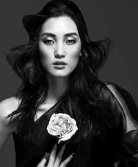 Luxe Layered Editorials Image 5