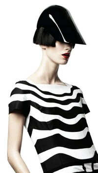 Luxe Londoner Editorials Image 3