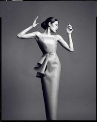 Voluminous Papermade Gowns Image 4