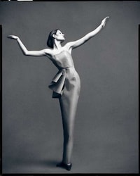 Voluminous Papermade Gowns Image 5