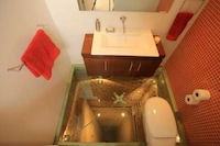 See-Through Bathroom Floors  Image 2