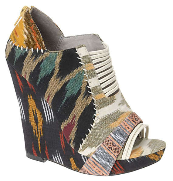 42 Examples of Hybrid Aztec Footwear