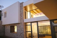 Alabaster Boxy Abodes Image 6