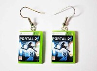 Miniscule Game Cartridge Jewelry Image 2