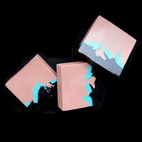Neon-Colored Cleansers Image 8