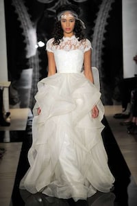 Parasol Bridal Accessories Image 3