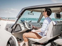 Foam-Bodied Beach Cruisers Image 3