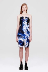 Elegant Gallerist Ensembles Image 7